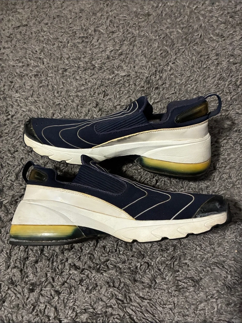 Vintage 2000 Jordan trunner